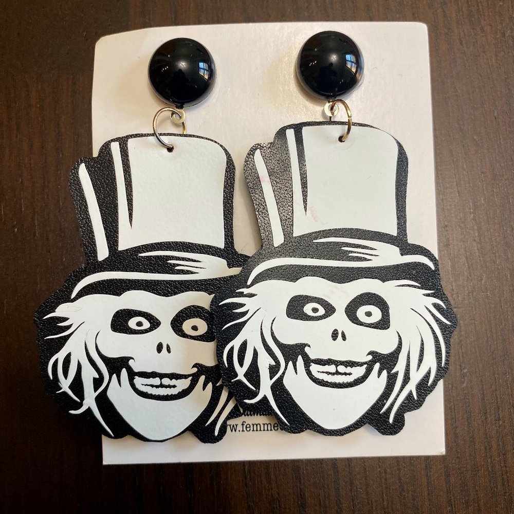 Femme De Bloom Hat Box Ghost Haunted Mansion Drop Earrings